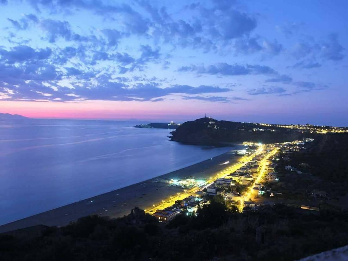 Le Casette Di Ponente Milazzo Bagian luar foto